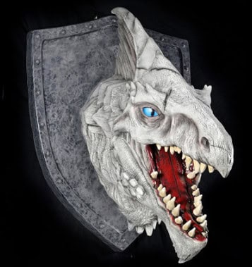 D&D Replicas of the Realms: White Dragon Trophy Plaque