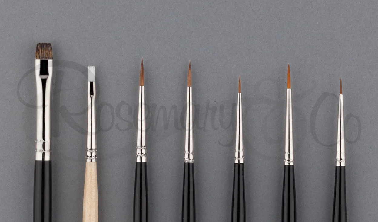 SERIES 301. POINTED ROUND GOLDEN SYNTHETIC