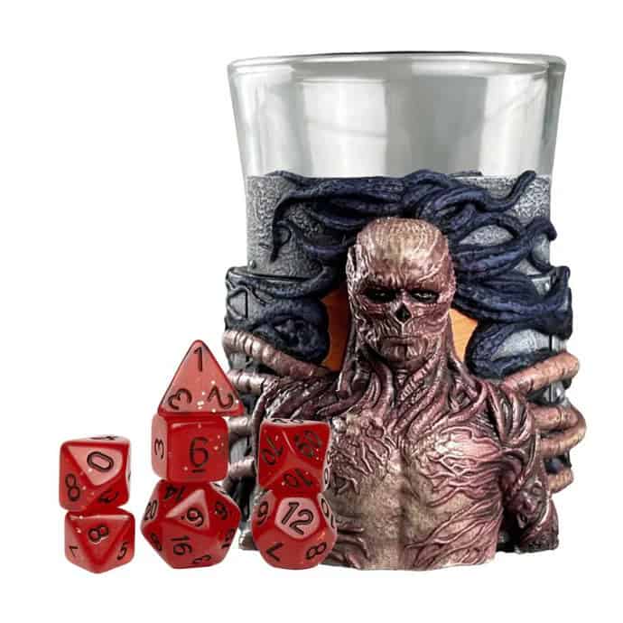 Stranger Things - Mini Dice Cup & Dice - Veena